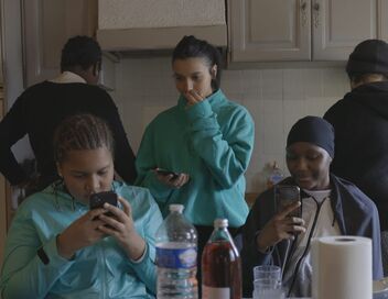 "Ils m'ont jamais lâché" - Jeunes de quartiers et éducateurs de rues