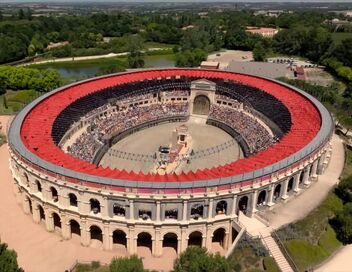 Puy du Fou : le génie des spectacles révélé