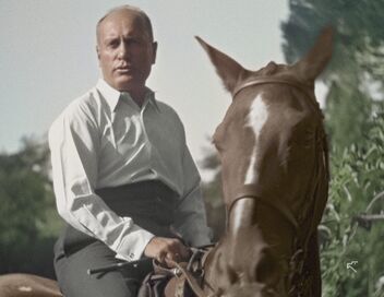 Mussolini, le premier fasciste
