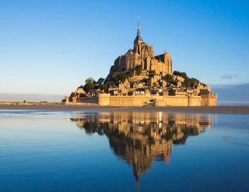 Mont-St-Michel : les défis d'une mégastructure unique au monde