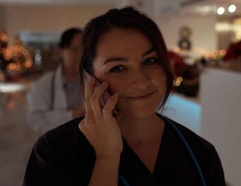 Coup de foudre au gala de Noël