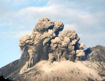 Vivre avec les volcans