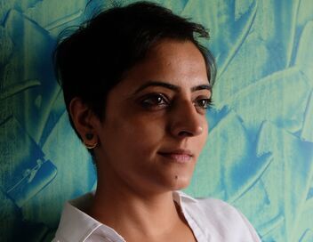 Against the Tide : A contre-courant