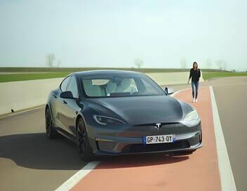 Tesla : les secrets de sa voiture éléctrique
