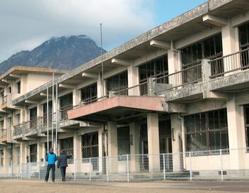 Des volcans et des hommes