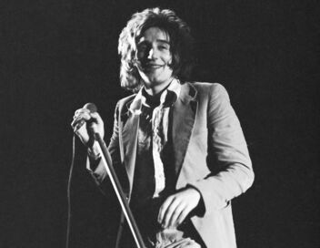 Rod Stewart : Le trublion de la pop anglaise