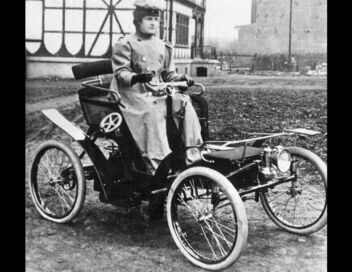 Vitesse, bravoure, créativité : L'histoire de l'automobile au féminin