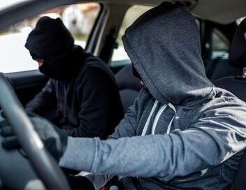 Enquête sous haute tension