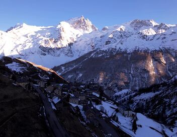 Des racines et des ailes