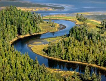 Canada, le vieil homme et la rivière