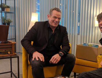 Donovan magicien bluffe les stars