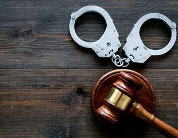 Faites entrer l'accusé