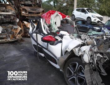 100 jours avec les dépanneurs de l'autoroute