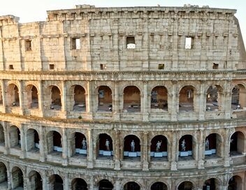 Le Colisée - Les arènes du pouvoir