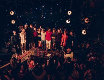 Ladaniva - Carte blanche