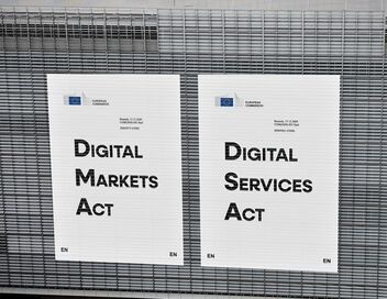 Les maîtres du monde, l'Europe face aux géants du numérique