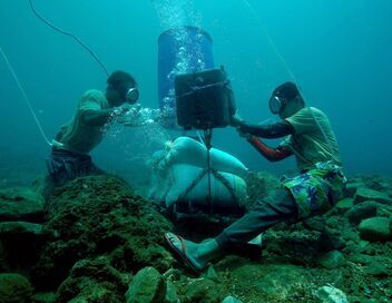Les orpailleurs des mers aux Philippines