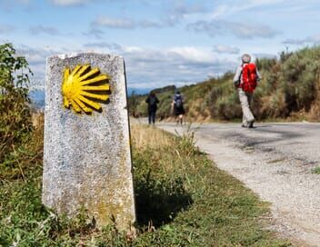 Surtourisme sur les chemins de Compostelle