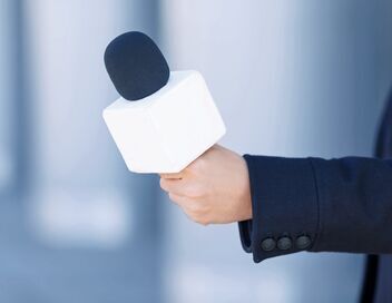 Plateau lancement "Ecrire la vie : Annie Ernaux racontée par des lycéennes et des lycéens"