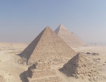 La dernière pyramide de Gizeh : Mykérinos