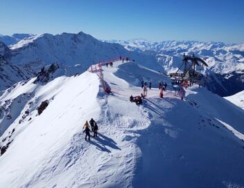 100 ans de ski : Histoire et patrimoine de nos stations d'hiver