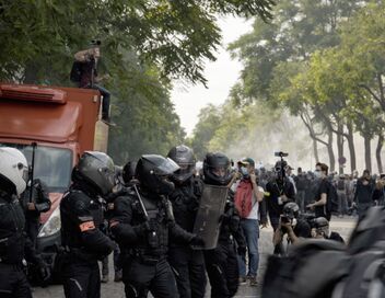 A nous d'agir ! : Portrait d'une génération engagée