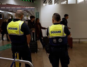 Douaniers : à la frontière du risque
