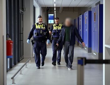 Douaniers : à la frontière du risque