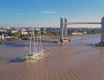 Ponts de Bordeaux : technologies de haut vol