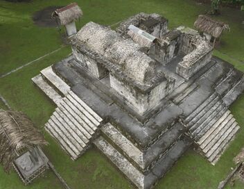 Le mystère des Mayas : des origines à la chute